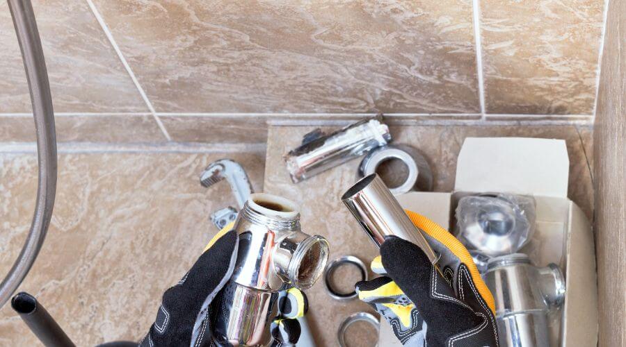 Professional gutter cleaning in Pembroke Township, IL